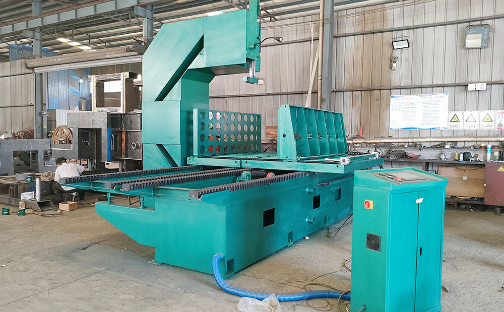 石墨專(zhuān)用數(shù)控帶鋸床